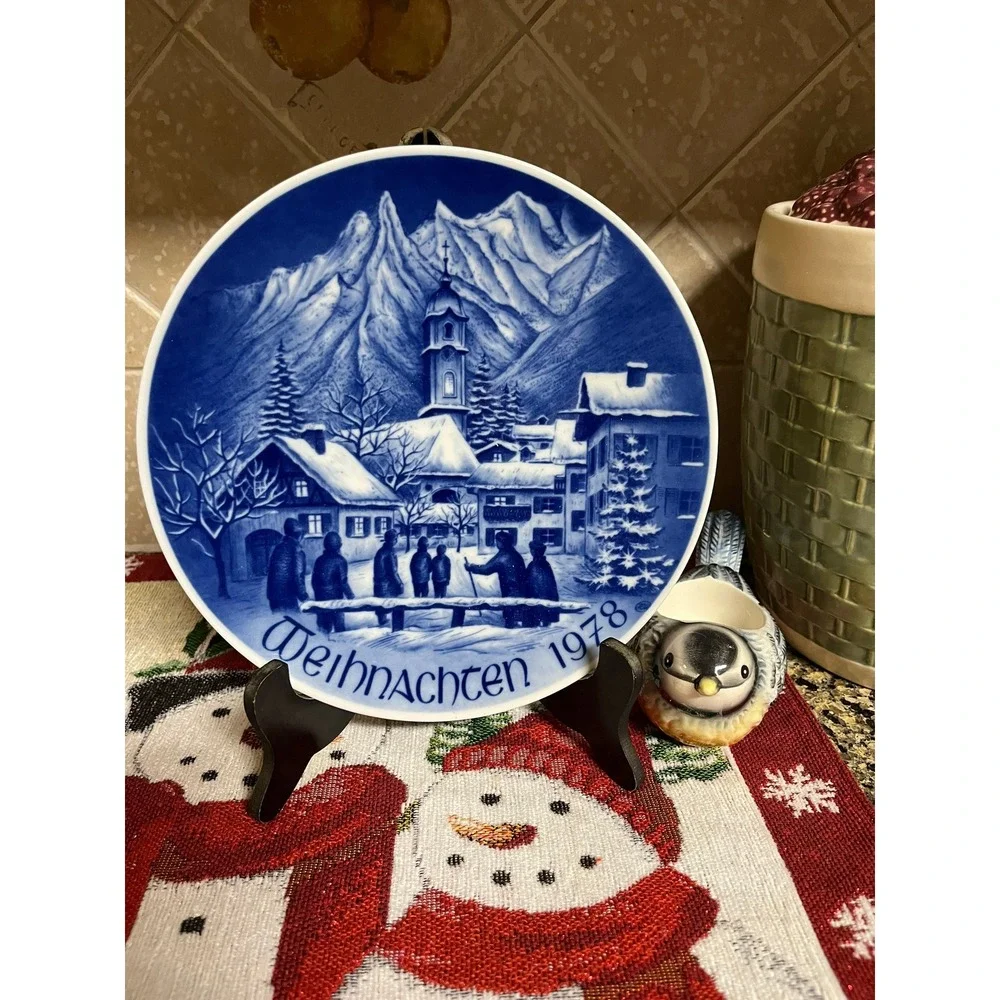 Vintage Grande Danica Christmas Plate: 1978 Weihnachten Holiday Decor